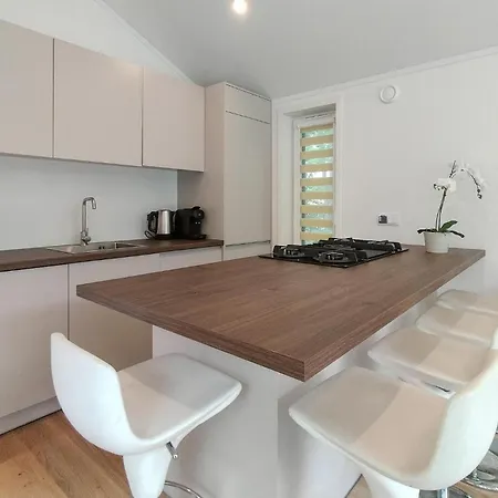 3 Bedroom Lovely In Oud Gastel Σπίτι διακοπών *
